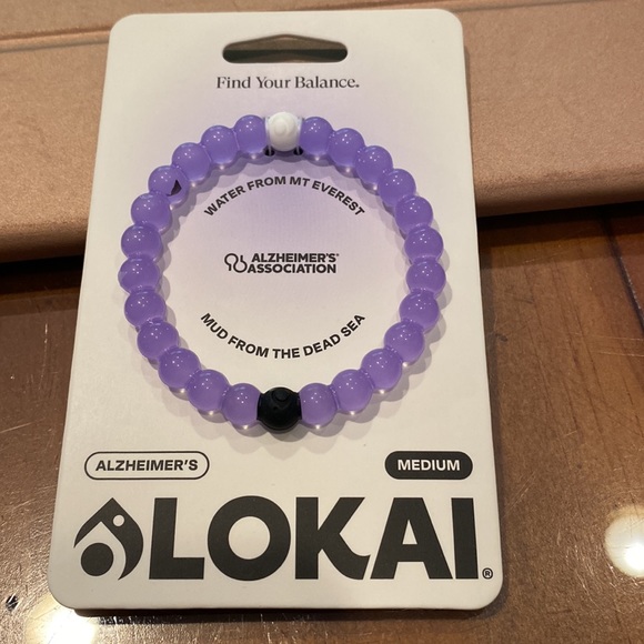 Brand new size medium Lokai bracelet color purple - Picture 4 of 6